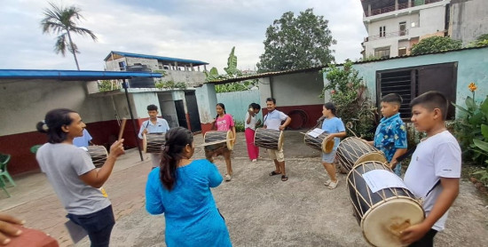 धिमे बाजा संरक्षणमा जुटेका युवा
